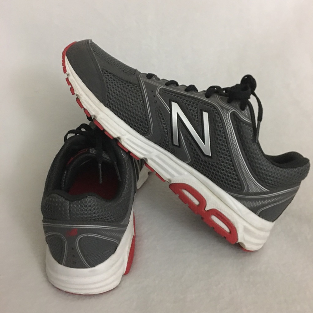 New Balance Sneakers Shoes Men’s 9.5 - Picture 8 of 8
